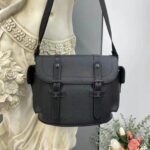 Louis Vuitton LV Unisex Christopher Messenger Black Taurillon Cowhide Leather - Image 3