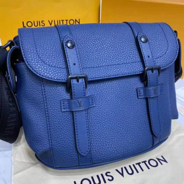 Louis Vuitton LV Unisex Christopher Messenger Navy Blue Taurillon Cowhide Leather (7)
