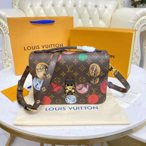Louis Vuitton LV Unisex Pochette Metis Monogram Cameo Printed Canvas Cowhide Leather (11)