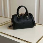 Louis Vuitton LV Unisex Speedy Bandoulière 20 Black Embossed Grained Cowhide Leather - Image 2