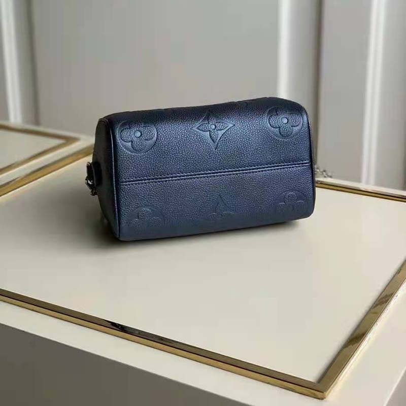 SALE Louis Vuitton – Page 234 – Louis Vuitton's Clogs Are a Must - Bolso de  mano Louis Vuitton Speedy 25 cm en lona a cuadros azul celeste y cuero  natural - Have