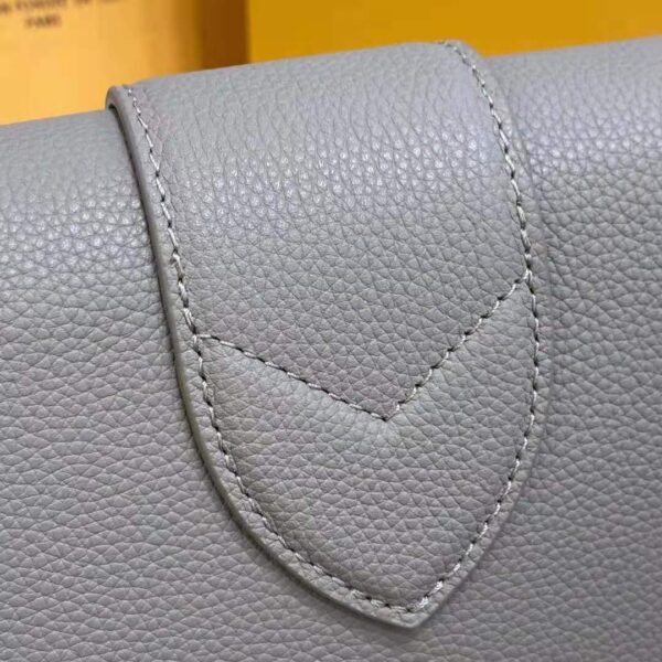 Louis Vuitton LV Women LV Pont 9 Soft MM Gris Taupe Summer Gold Grained Calfskin (9)