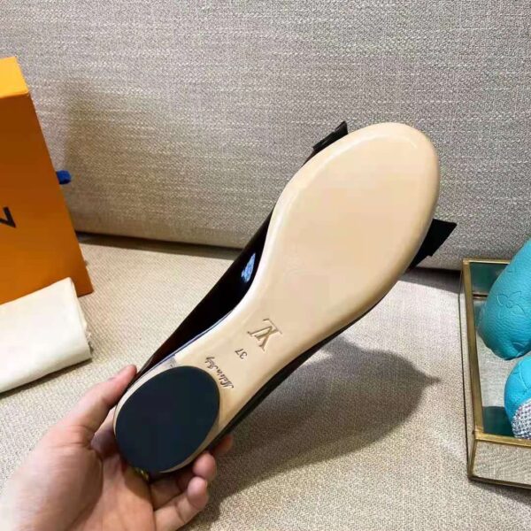 Louis Vuitton LV Women Popi Flat Ballerina Black Patent Calf Leather Monogram Nylon Bow (1)