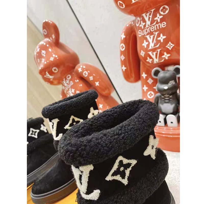 Louis Vuitton Shearling Snowdrop Flat Ankle Boots Black 2020  Black flat  ankle boots, Black ankle boots, Ankle boots flat