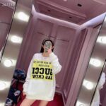 Gucci GG Women Gucci 100 Cotton Sweatshirt Off-Whtie Cotton Oversized Crewneck - Image 4