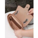 Gucci Women GG Marmont Mini Shoulder Bag Beige Double G Matelassé – Bild 9