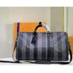 Louis Vuitton LV Unisex Keepall Bandoulière 55 Travel Bag Monogram Stripes Eclipse Coated Canvas - immagine 2
