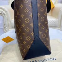 Louis Vuitton LV Unisex WeekEnd Tote GM Monogram Canvas Cowhide Leather