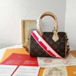 Louis Vuitton LV Women Speedy Bandoulière 20 Handbag Fuchsia Monogram Coated Canvas - Image 4