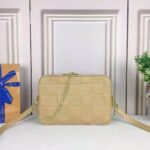 Louis Vuitton LV Women Troca MM Handbag Cashmere Beige Damier Quilt Lambskin Calfskin - Imagen 4