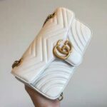 Gucci GG Women GG Marmont Small Matelassé Shoulder Bag White Double G – Bild 7