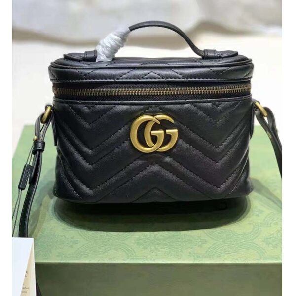 Gucci Unisex GG Marmont Cosmetic Case Black Matelassé Chevron Leather Double G (2)