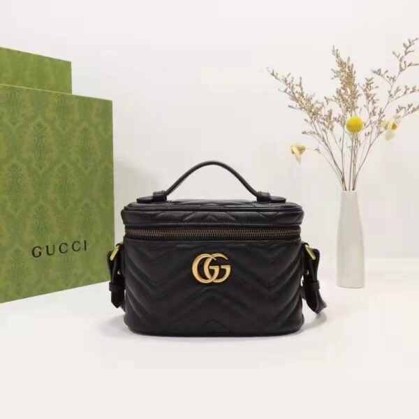 Gucci Unisex GG Marmont Mini Bag Black Chevron Matelassé Leather Double G (3)