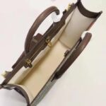 Gucci Unisex Medium Tote Geometric Print Beige Ebony GG Supreme Canvas - immagine 7