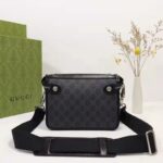 Gucci Unisex Messenger Bag with Interlocking G Black GG Supreme Canvas - Image 4