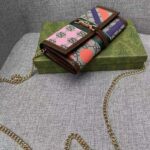Gucci Women GG Jackie 1961 Chain Wallet Beige Ebony GG Supreme Canvas - Image 5