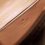 Gucci Women GG Marmont Small Shoulder Bag Beige Matelassé Leather Double G - Imagen 9