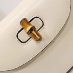 Gucci Women GG Small Top Handle Bag Bamboo White Leather - immagine 8