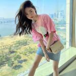 Gucci Women The North Face x Gucci T-Shirt Pink Cotton Jersey Oversize Fit Crewneck - Image 8