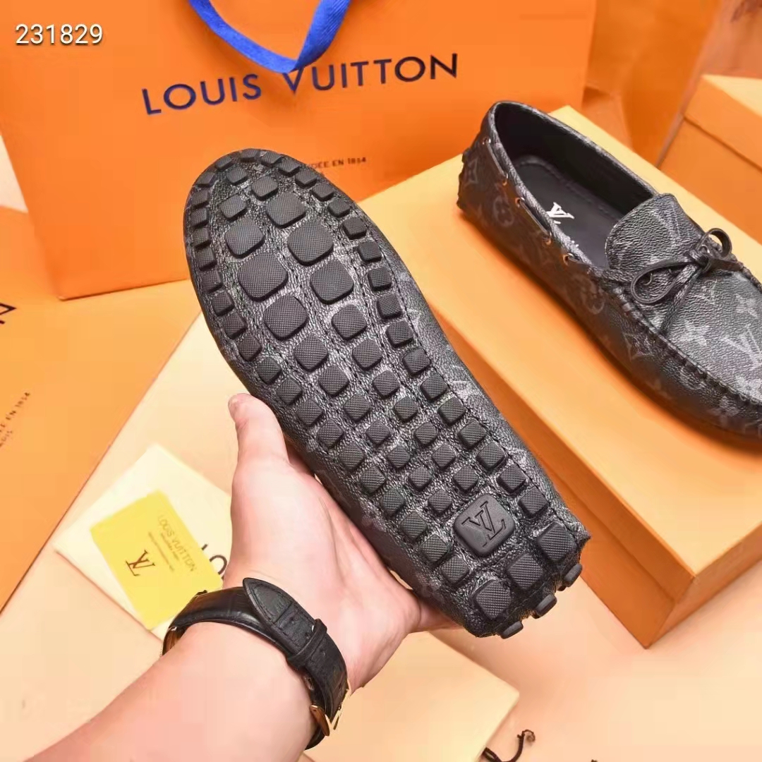 Louis Vuitton LV Driver Moccasin Monogram Eclipse. Size 14.0