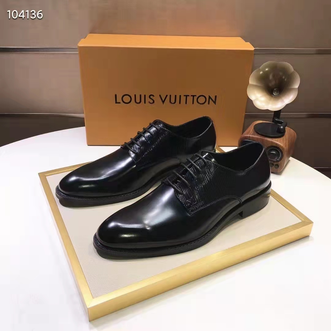 Louis Vuitton EPI Straight Tip Leather Oxfords (1A8WCC)