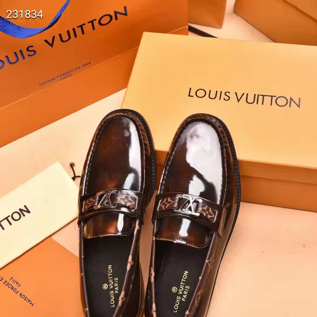 LV Leather Men Loafers  Louis vuitton loafers men, Mens leather