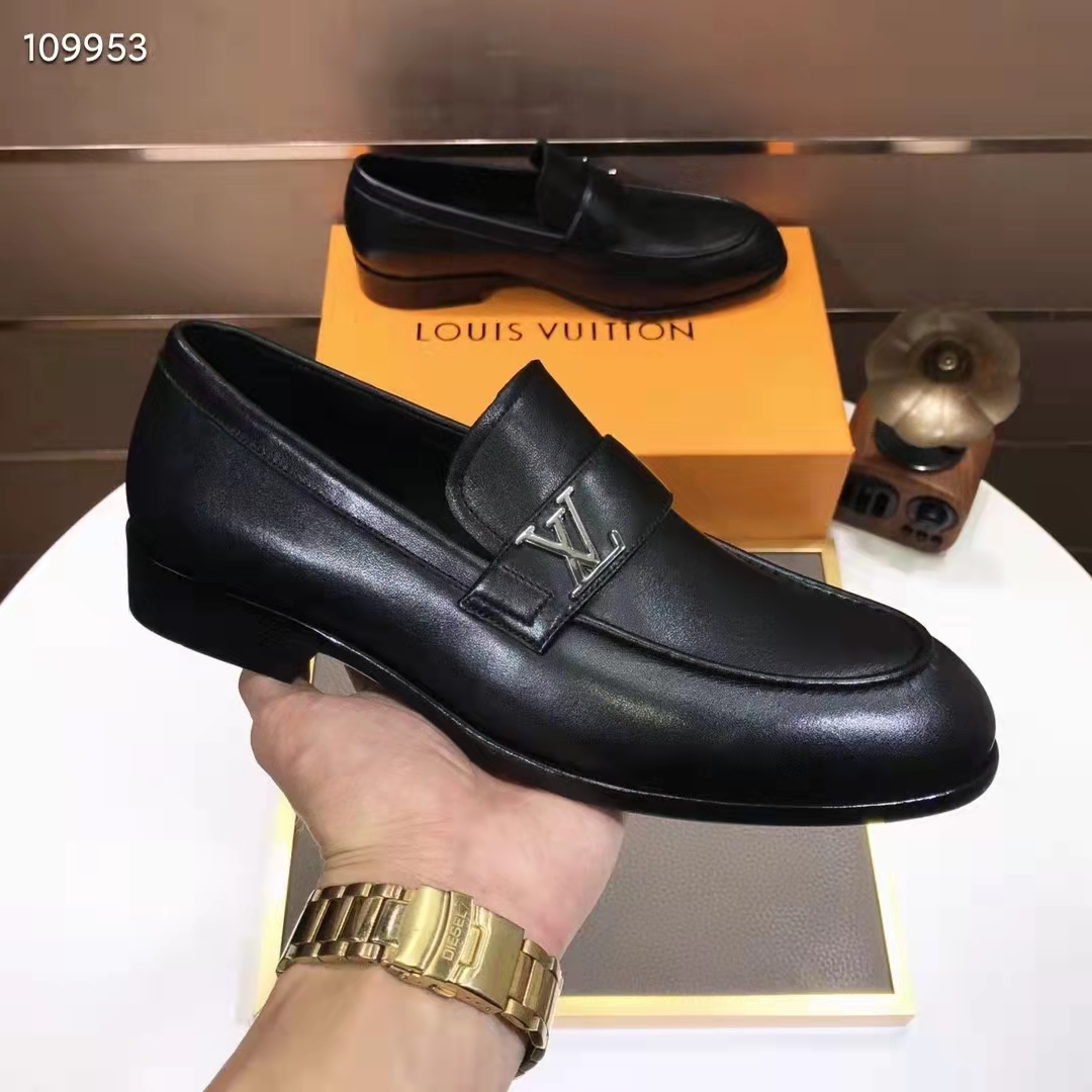 Louis Vuitton LV Men Saint Germain Loafer Black Supple Calf New LV
