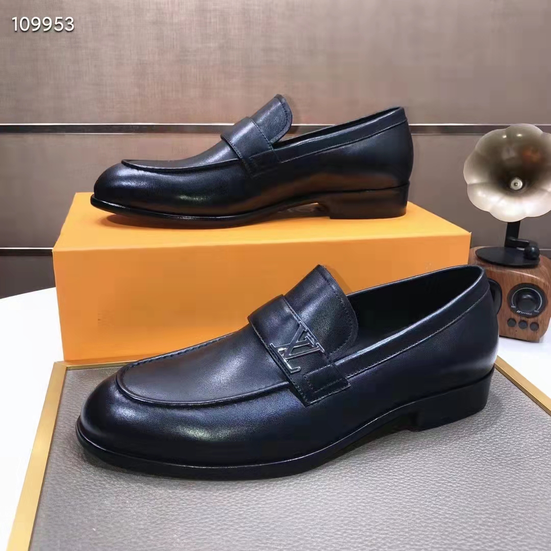 Louis Vuitton Mens Black Loafer Buckle Dress Shoes