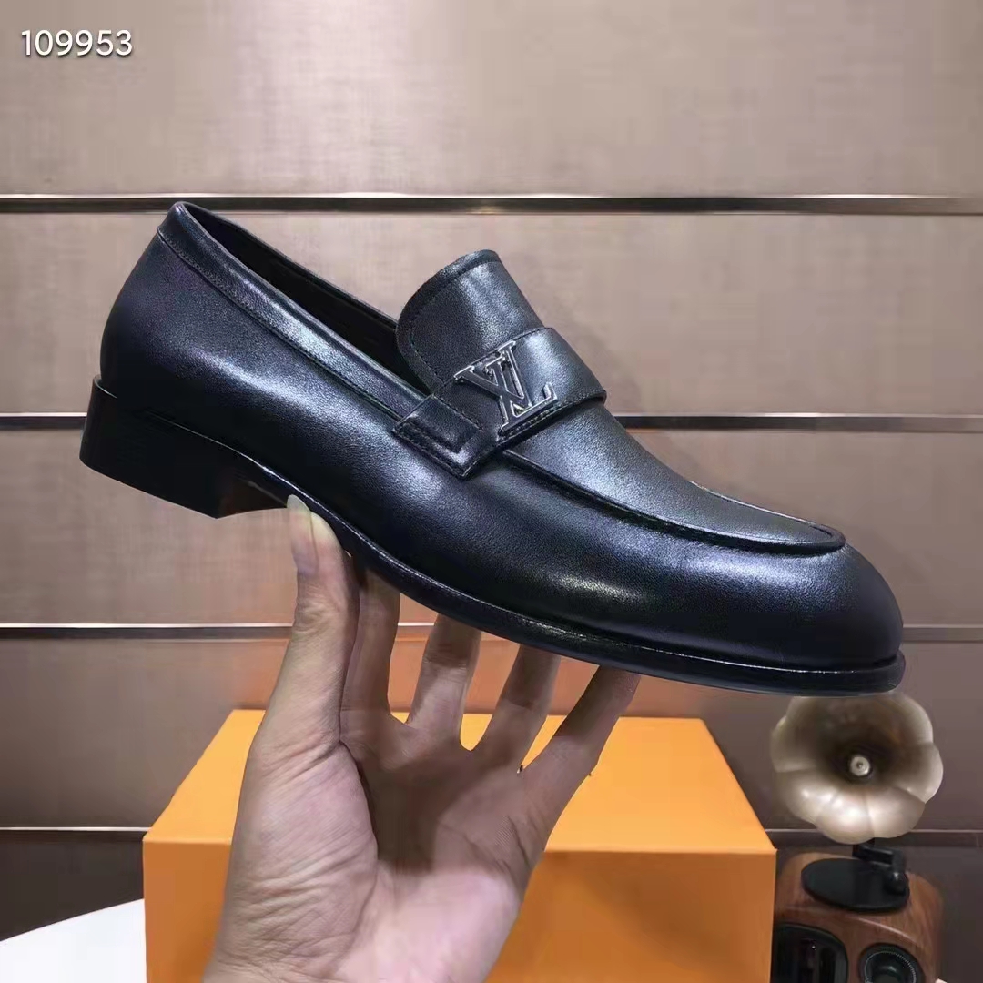 Authentic Louis Vuitton Men's Black Calf Leather Buckle Loafers Dress –  Paris Station Shop