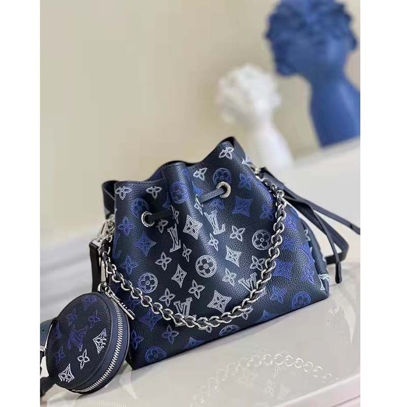 Louis Vuitton LV Bella navy mahina Blue Leather ref.389692 - Joli Closet