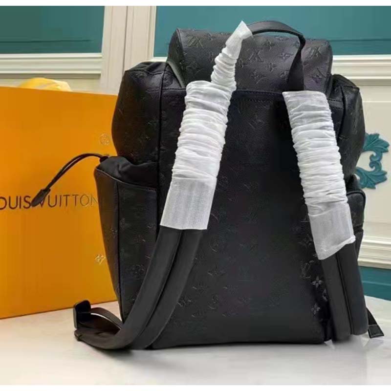 𝓜. on Twitter  Women leather backpack, Vuitton, Louis vuitton