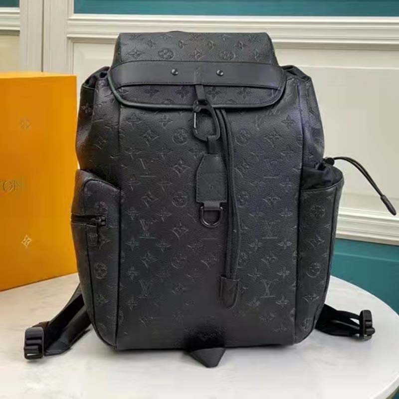 Louis Vuitton Shadow Monogram Discovery Backpack Black Leather ref