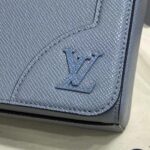 Louis Vuitton LV Unisex New Flap Messenger Grey Taiga Cowhide Leather - Bild 7