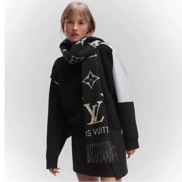 Louis Vuitton LV Unisex Studdy Reykjavik Scarf Black Cashmere Monogram (10)