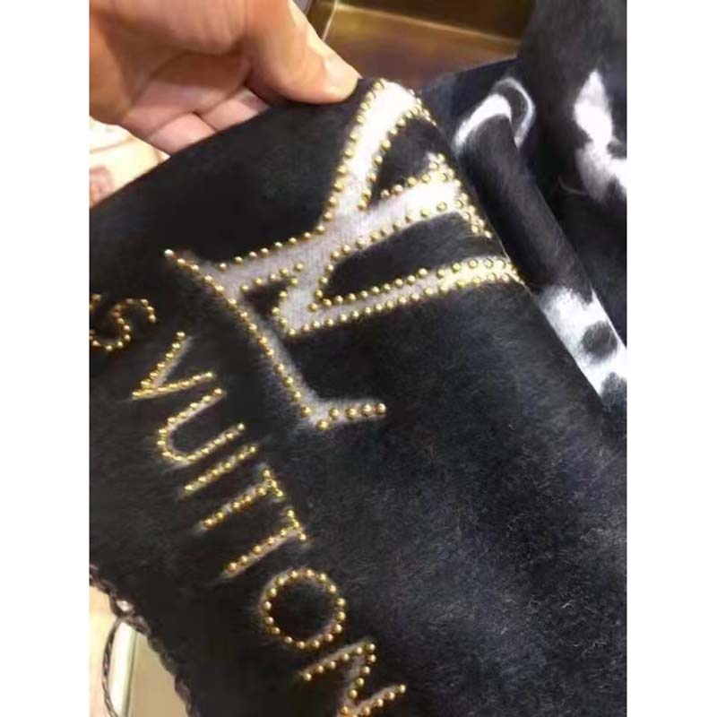 Louis Vuitton LV Unisex Studdy Reykjavik Scarf Black Cashmere Monogram