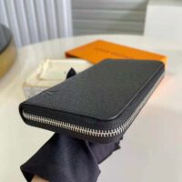 Louis Vuitton LV Unisex Zippy Organizer Wallet Taiga Leather Black Noir