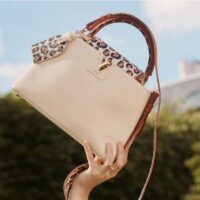 Louis Vuitton LV Women Capucines MM Handbag Cream Taurillon Leather