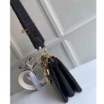 Louis Vuitton LV Women Coussin PM Handbag Black Monogram Embossed Puffy Lambskin - Bild 10