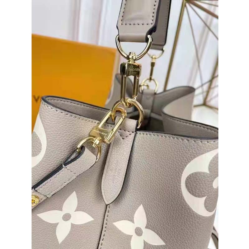 Louis Vuitton NéoNoé MM Cream in Cowhide Leather with Gold-tone - US