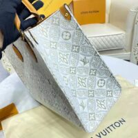 Louis Vuitton LV Women OnTheGo MM Tote Bag Since 1854 Jacquard Cowhide Leather (6)