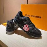 Louis Vuitton Unisex LV Trainer Sneaker Black Monogram Denim Rubber Outsole - Imagen 2