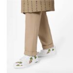 Louis Vuitton Unisex LV Trainer Sneaker White Printed Calf Leather Rubber Outsole - immagine 11