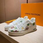 Louis Vuitton Unisex LV Trainer Sneaker White Printed Calf Leather Rubber Outsole - immagine 4