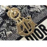 Dior Unisex Small Dior Book Tote Blue Toile De Jouy Embroidery – Bild 9