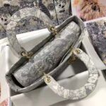 Dior Unisex Small Dior Book Tote Grey Toile De Jouy Embroidery - Bild 6