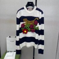 Gucci GG Men Gucci Tiger Wool Sweater Embroidery Tiger Flower Crewneck (8)