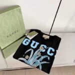 Gucci GG Men Gucci Tiger Flower T-shirt Black Cotton Jersey Crewneck Oversize Fit – Image 3