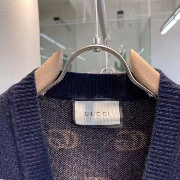 Gucci Men GG Knit Cashmere Jacquard Cardigan Blue Beige Long Sleeves V-Neck (3)