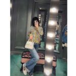 Gucci Women GG Tiger Jacquard Cardigan Gold Green Tiger Flower Extra Fine Lurex Crewneck – Bild 11