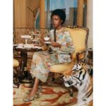 Gucci Women GG Tiger Jacquard Cardigan Gold Green Tiger Flower Extra Fine Lurex Crewneck – Bild 19